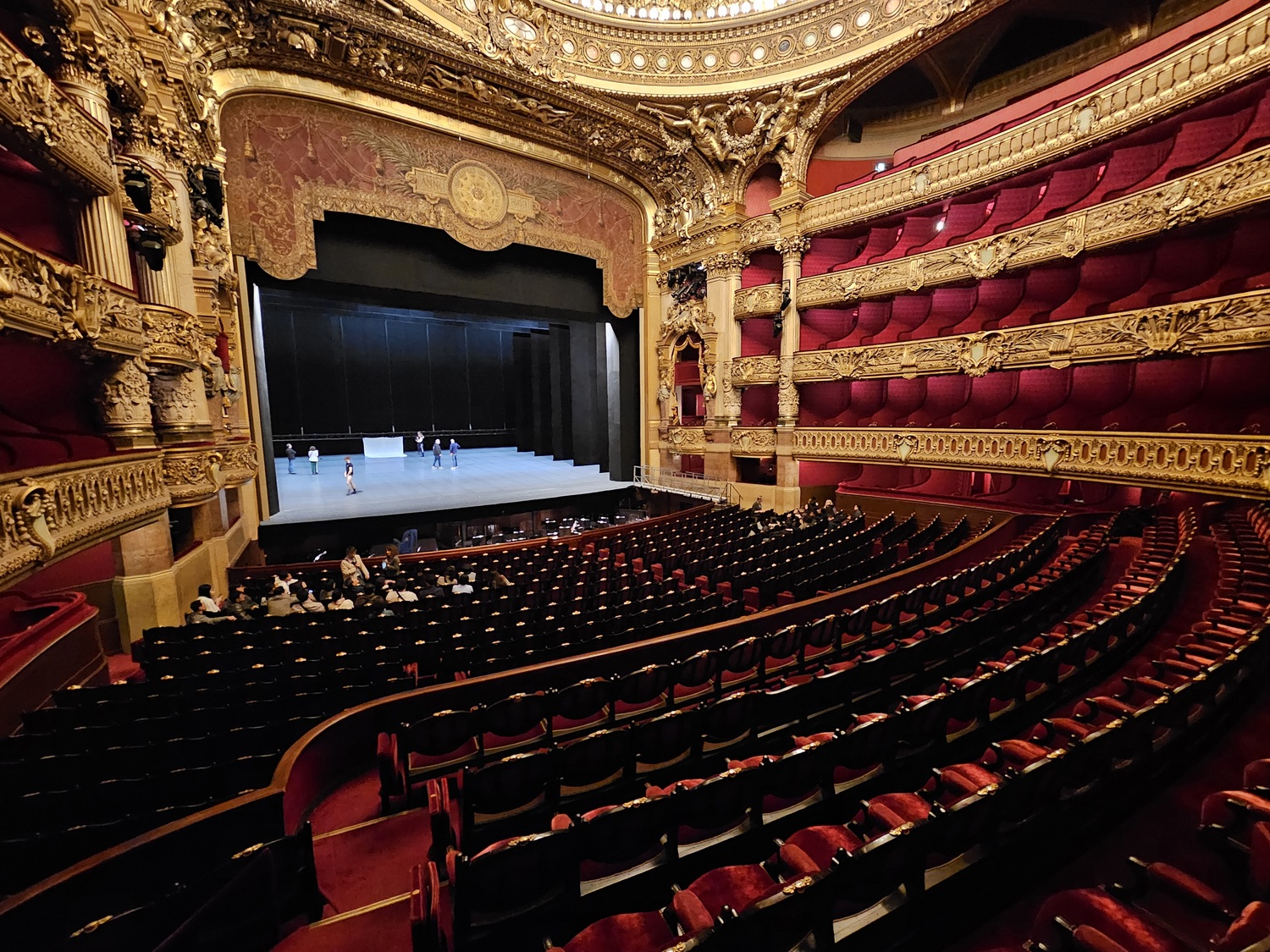 Garnier_opera_paryziuje