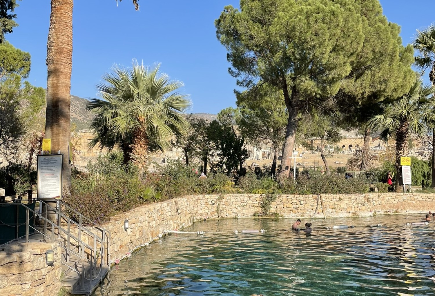 Kleopatros_baseinas_Pamukaleje