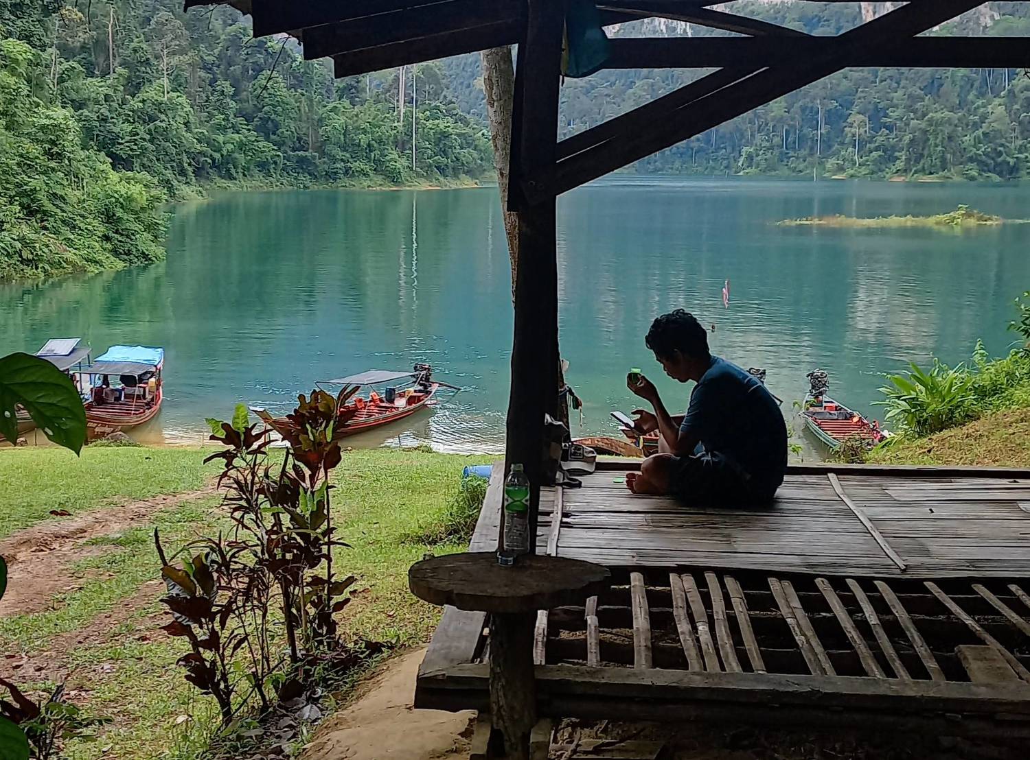Poilsis Koh Yao Noi saloje