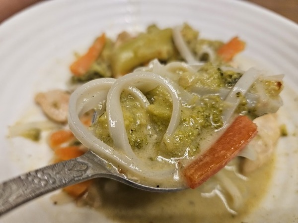 vegetariski makaronai