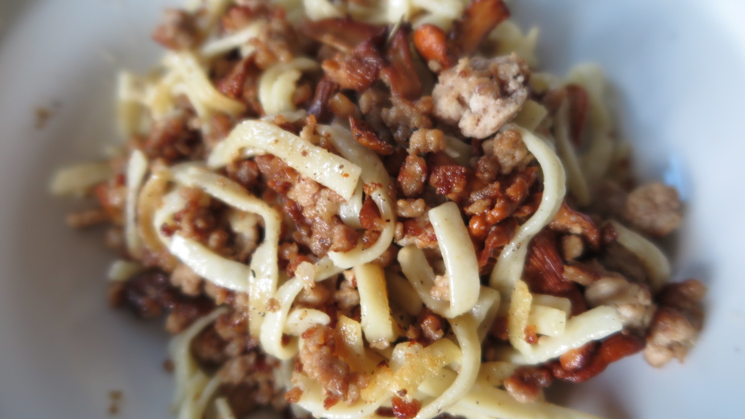 makaronai su farsu