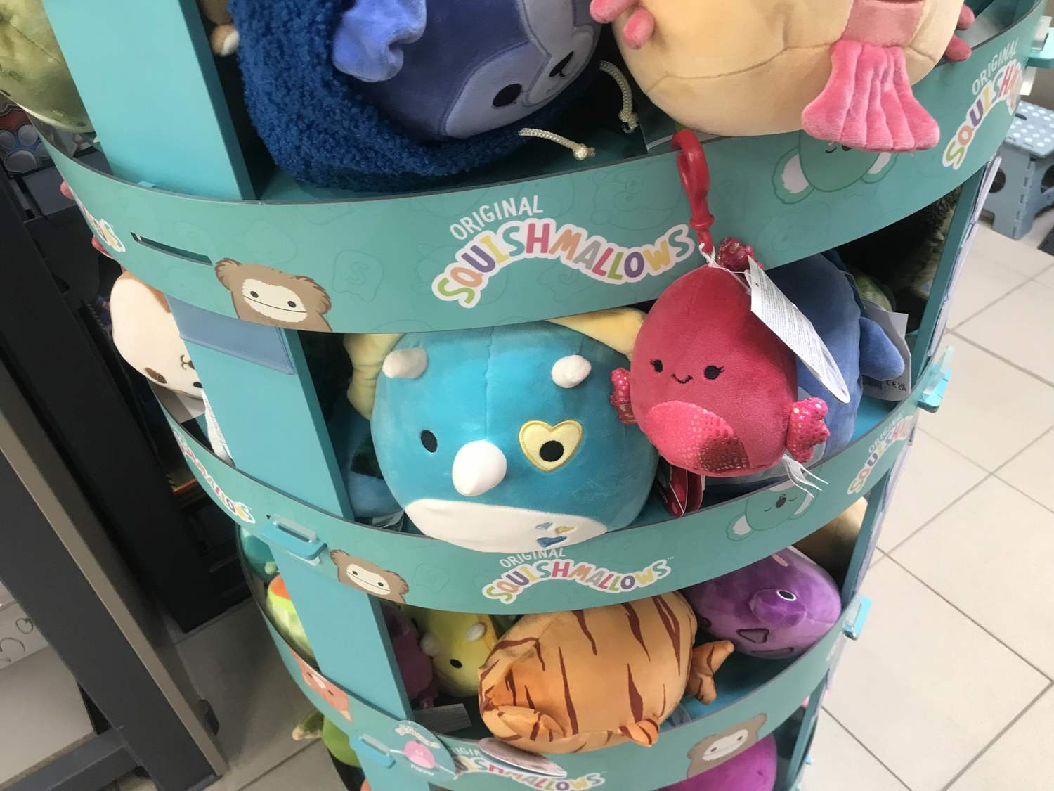 pliusiniai zaislai kudikiams