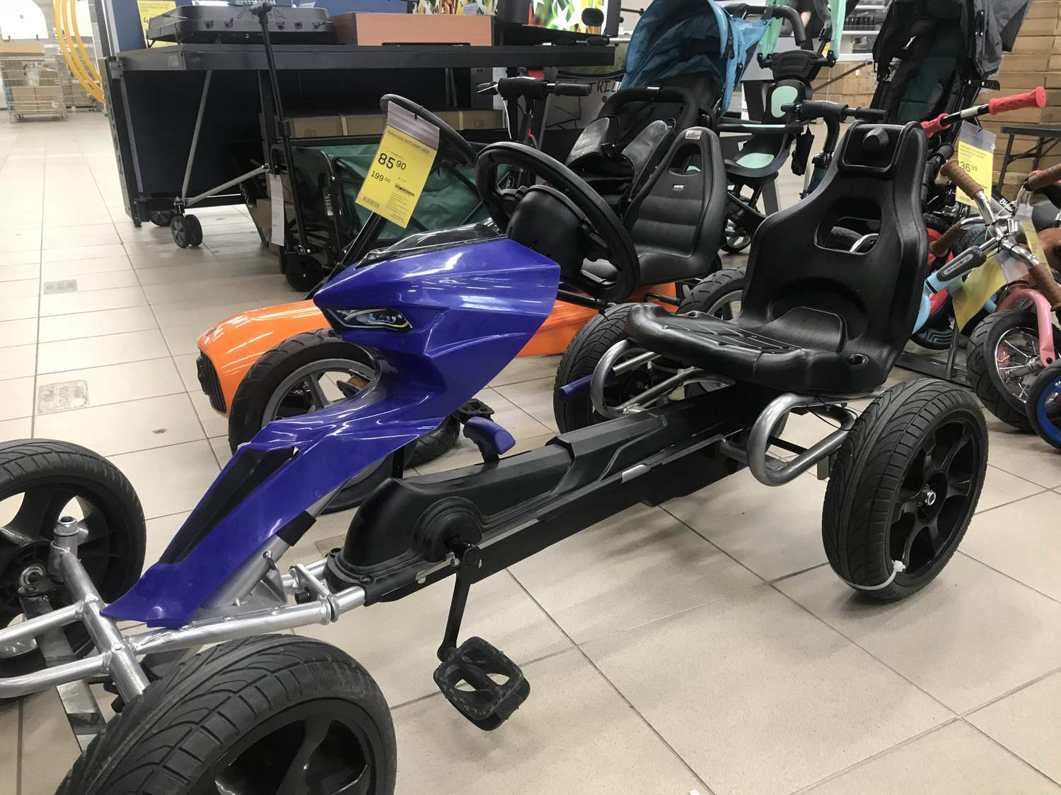 zaislai berniukams nuo 8 metu
