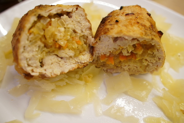 kiaulienos faršo zrazai su grybais