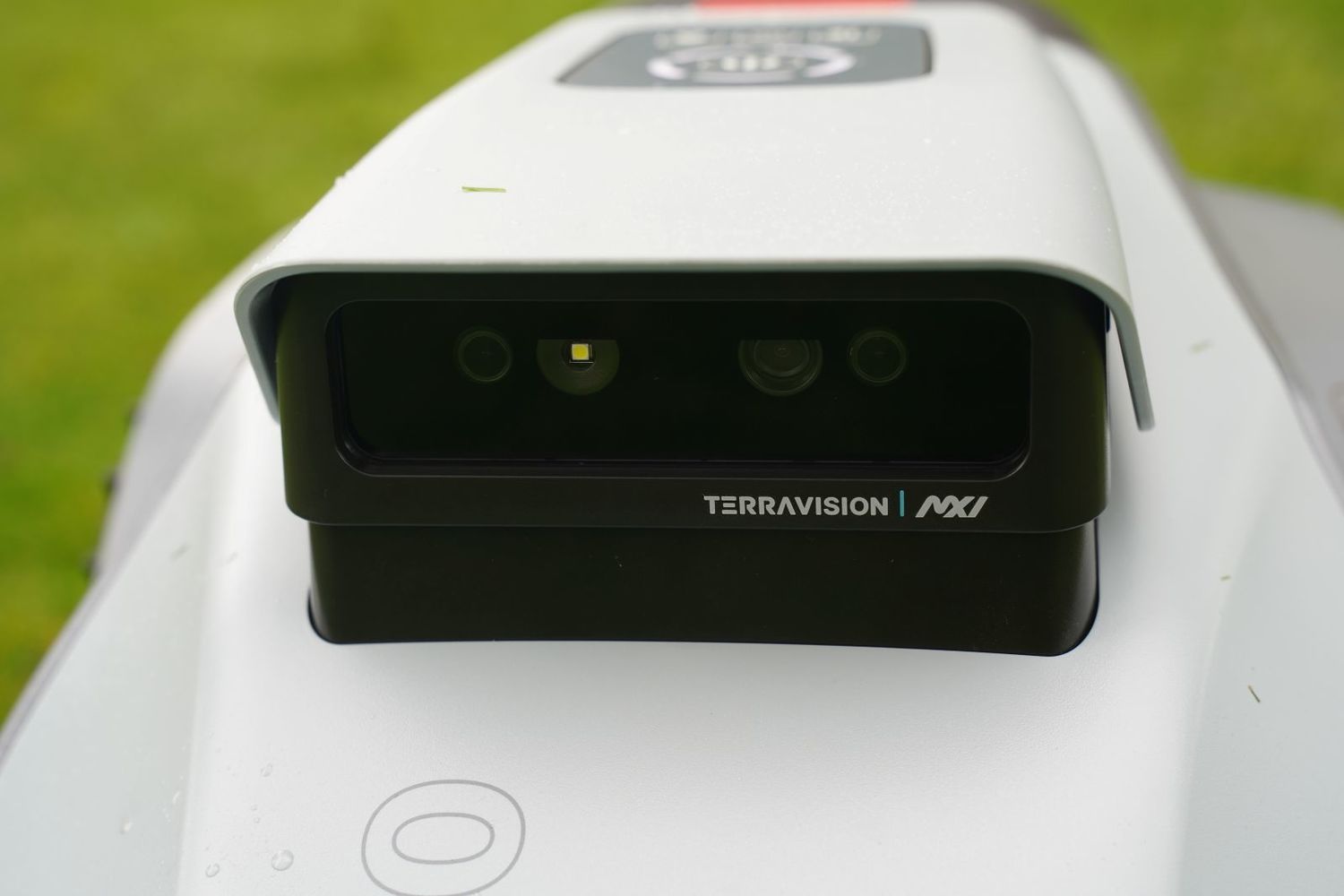 vizualiniai vejos robotai