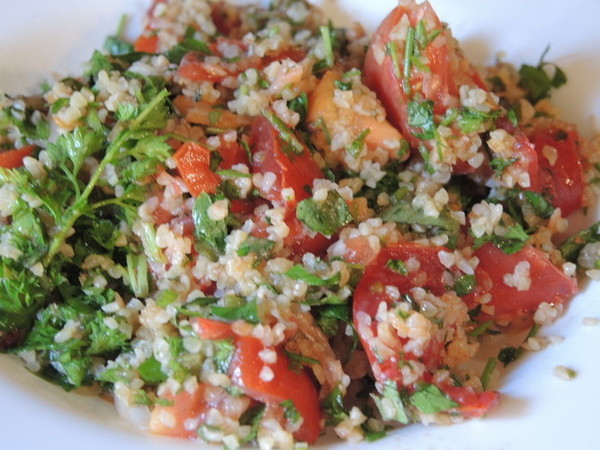 tabule salotos tabbouleh