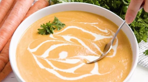 kreminė morkų sriuba