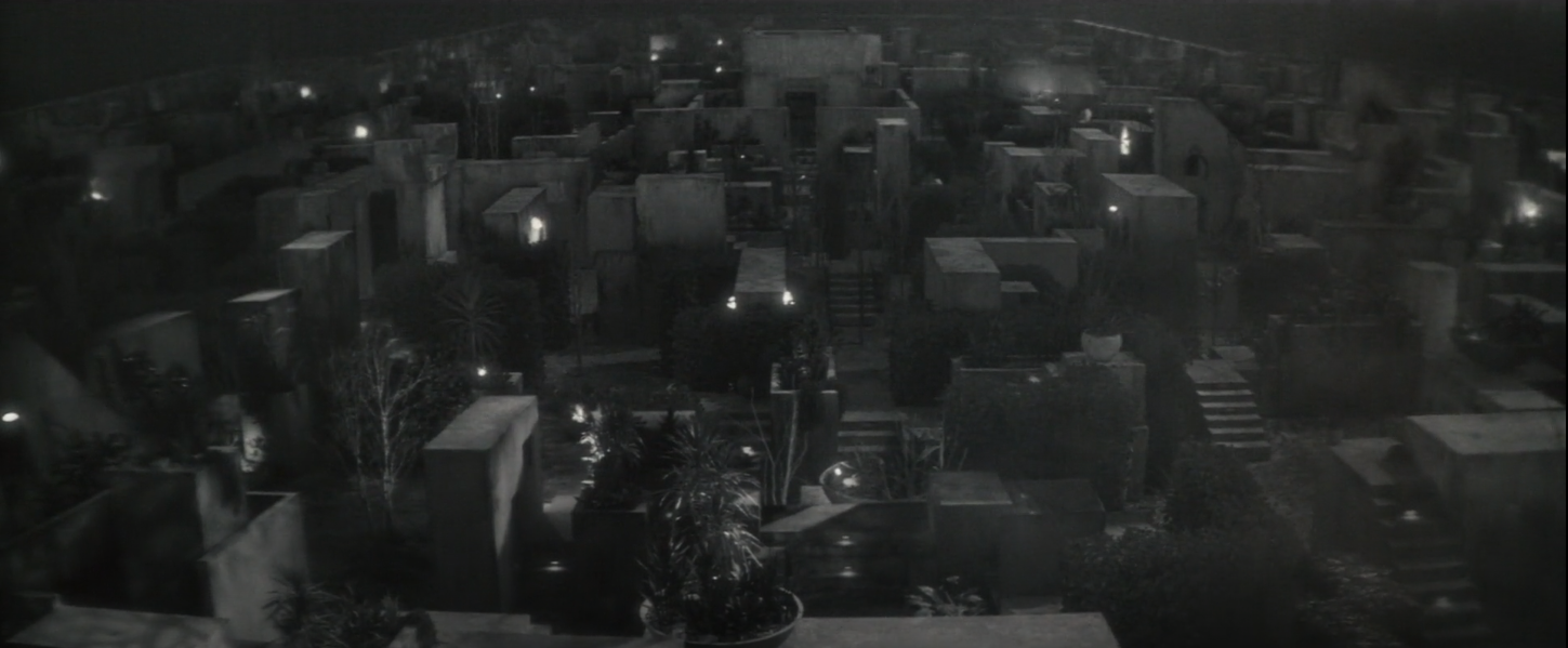 Trumpasis siaubo filmas Naktinis vikolakis - Werewolf by Night